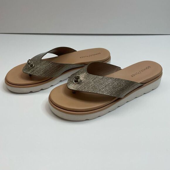 Donald Pliner Metallic Leaane Patent Sandal Size 8.5 - Picture 1 of 7